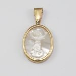 Medalla Ovalada (15 x 20 mm) Divino Niño Madreperla - Oro Amarillo 14Kts - Image 2