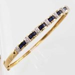 Pulsera Rígida con Zafiros y Diamantes - Oro Amarillo 18Kts - Image 4