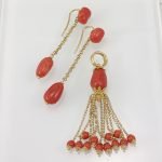 Set Zarcillos y Dije con Cadena y Coral - Oro Amarillo 18 Kts