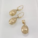 Set Dije y Zarcillos Gota con Relieve - Oro Amarillo 14 Kts