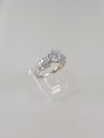 Anillo de Compromiso c/ Diamantes & Zircon Central - Oro Blanco 14Kts - Image 15