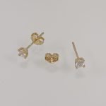 Zarcillos (4 mm) Post Princess Cut - Oro Amarillo 14 Kts - Image 10