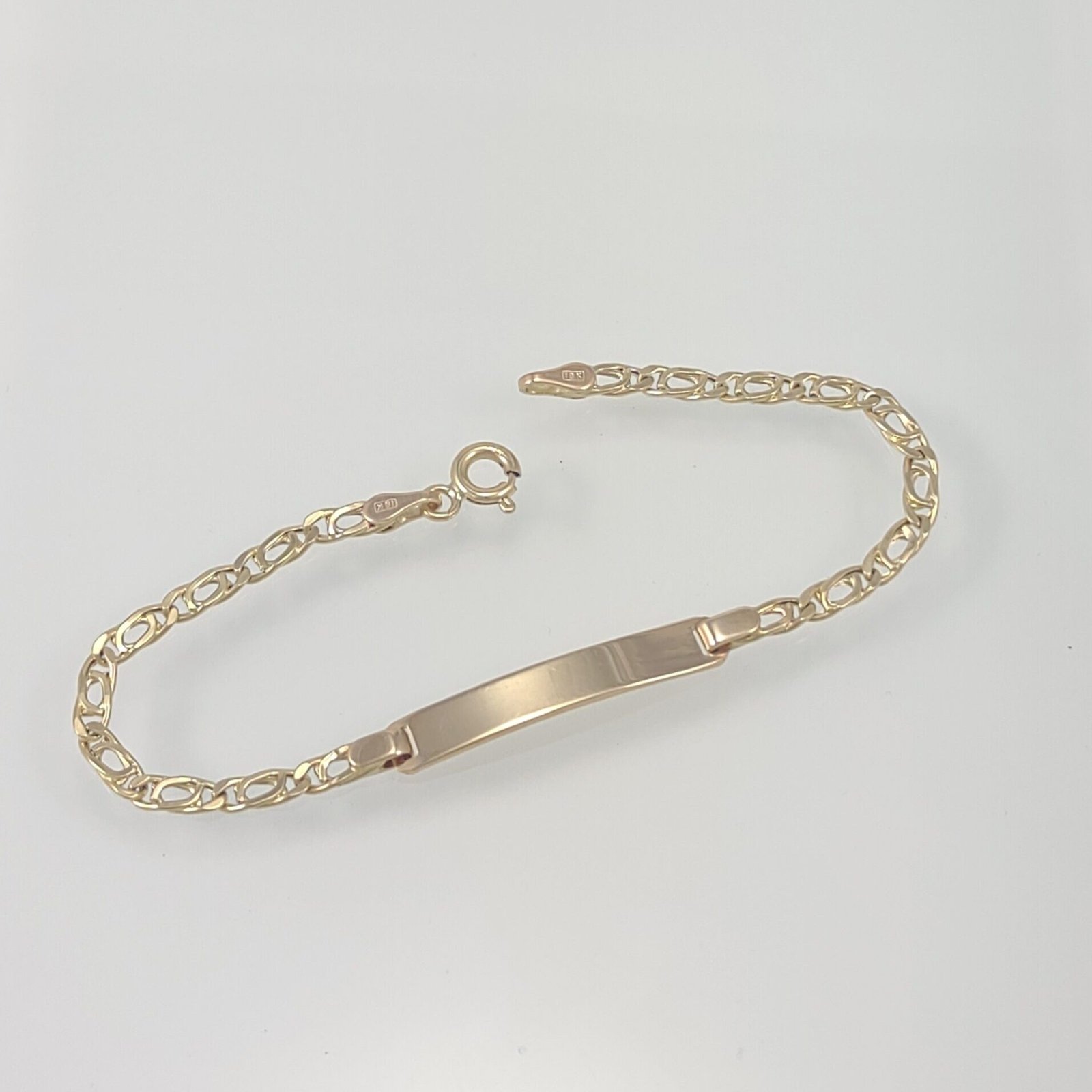 IMG_20211029_172222879-scaled-e1635544127756 Brazalete (14.5 cm) esclava placa ID c/ doble ovalo - Oro Amarillo 18kts - Image 1