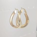 Argollas (26 x 33 mm) Ovaladas Ondeadas Lisas & Satinadas - Oro Amarillo 18Kts