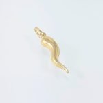 Dije (5 x 23 mm) Cuerno de la Suerte - Oro Amarillo 18Kts