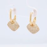 Huggies (10 x 10 mm) c/ Rombos en Diamantes Pave - Oro Amarillo 14Kts