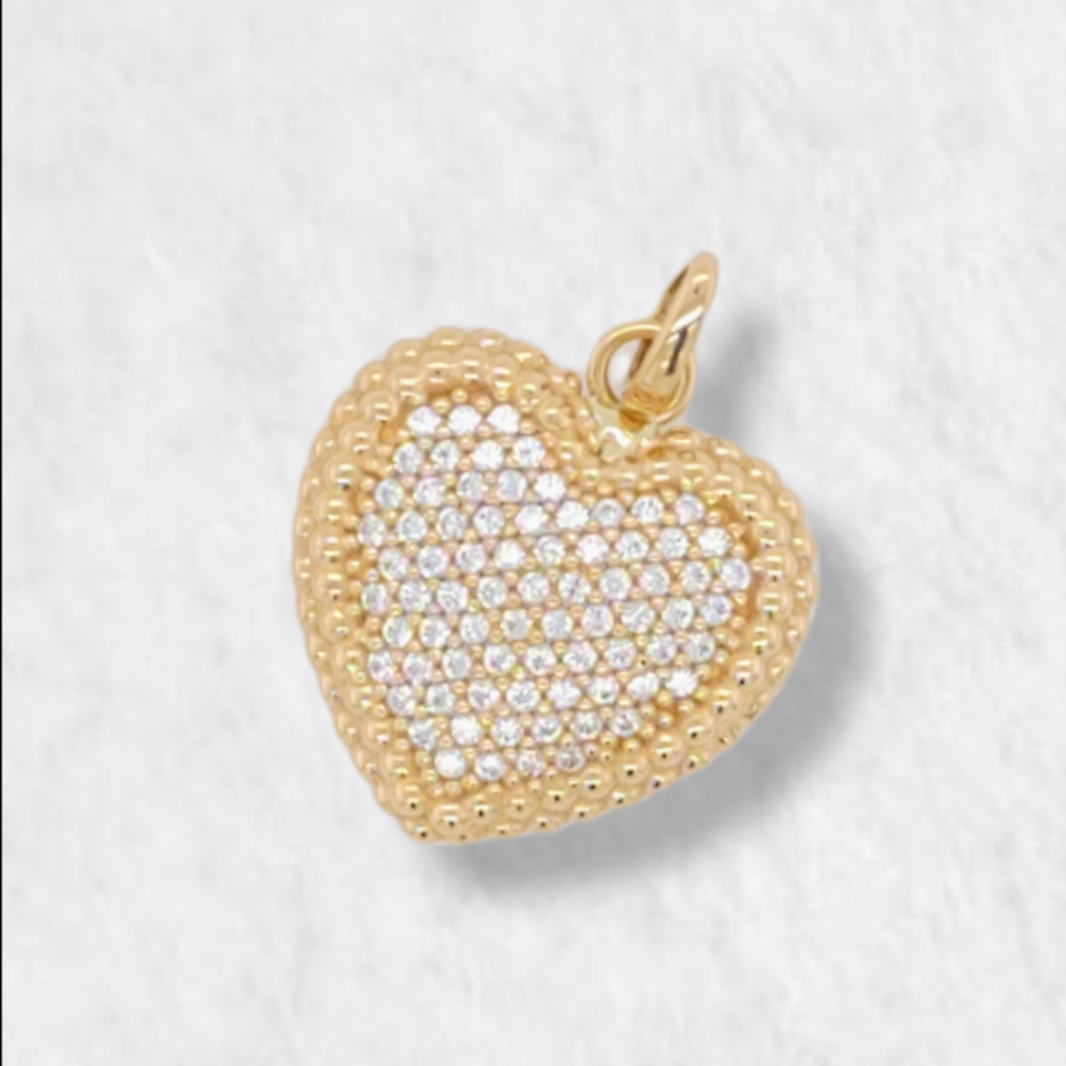 PhotoRoom-20220623_190402-e1656028656468 Dije (16 x 15 mm) Corazon c/ Zircones Pave - Oro Amarillo 18Kts - Image 1