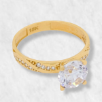 Anillo de Compromiso Ondas c/ Zircones & Zircon Central - Oro Amarillo 18Kts