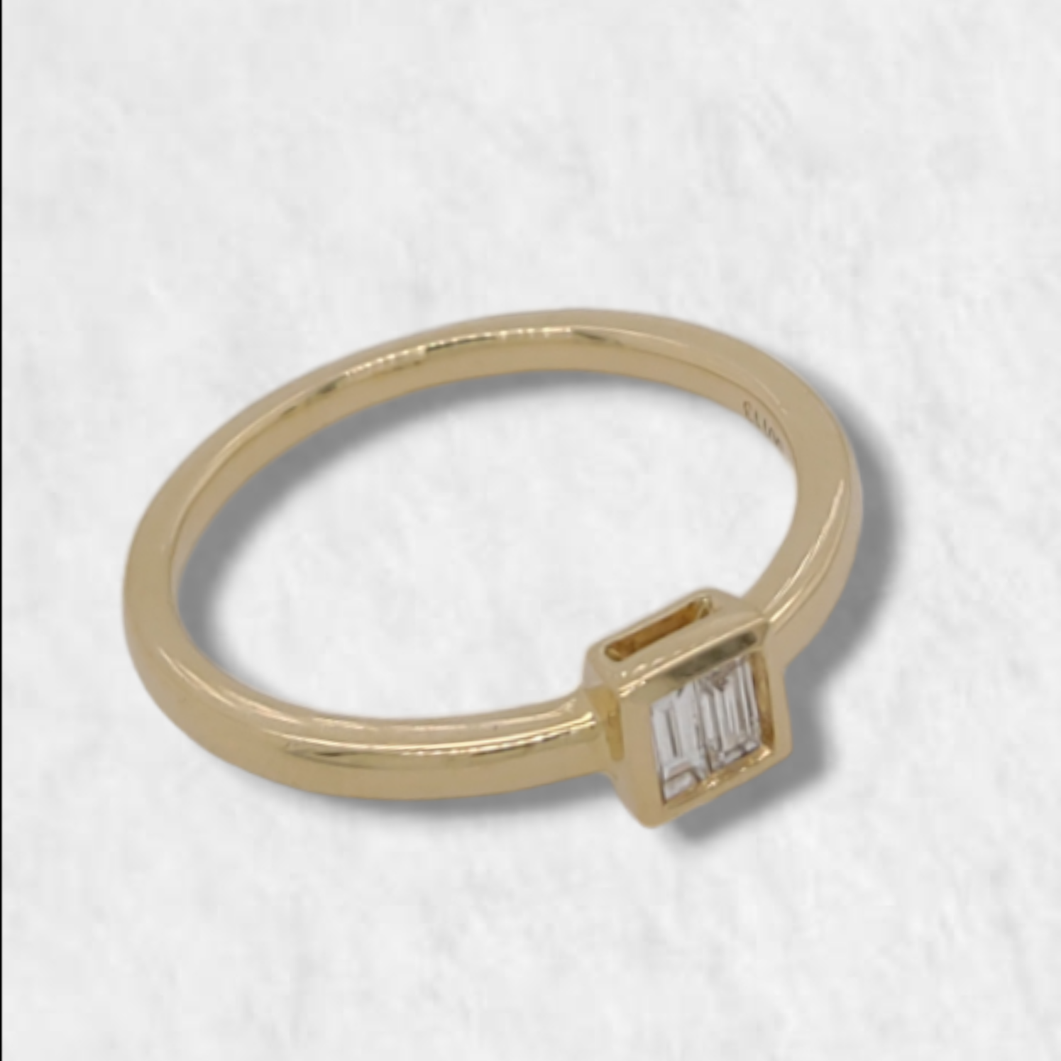 PhotoRoom-20230524_131348-e1685032462372 Anillo Aro Fino c/ Rectangulo c/ Diamantes Baguette - Oro Amarillo 18Kts - Image 1