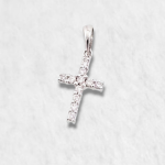 Cruz Pequeña con Pave Diamantes - Oro Blanco 14Kts