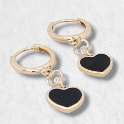 Huggies c/ Corazon Esmalte Negro - Oro Amarillo 14Kts