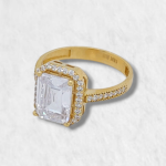 Anillo Compromiso c/ Esmeralda & Halo Diamantes - Oro Amarillo 18Kts - Image 3