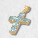 Cruz (15 x 21 mm) Topacio Azul - Oro Amarillo 18Kts
