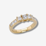 Anillo Compromiso c/ Diamantes Princess Cut - Oro Amarillo 18Kts