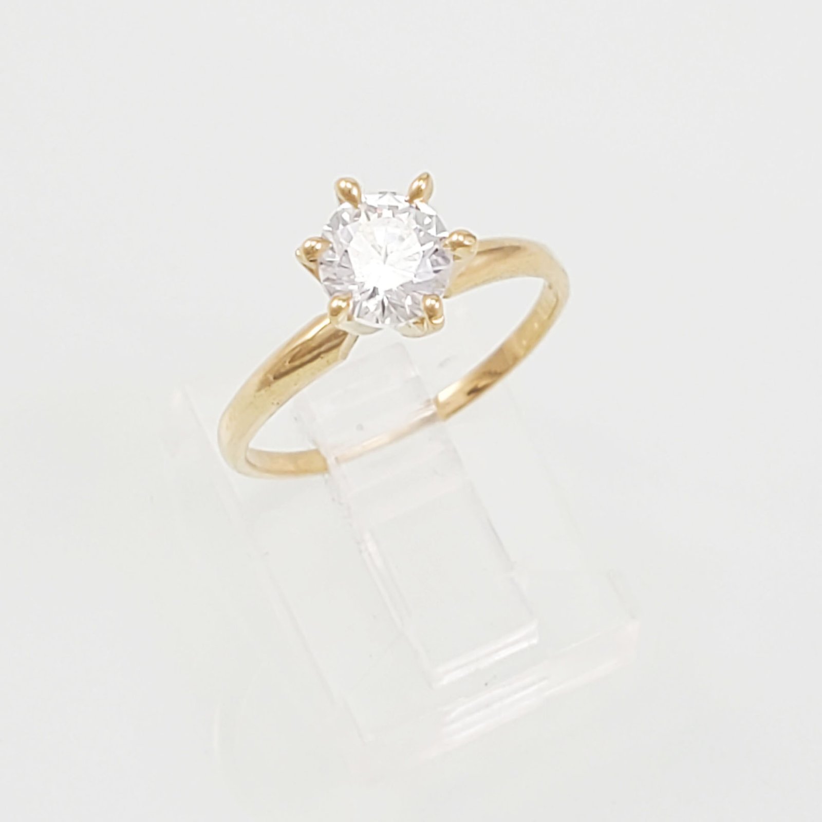 20201216_195139-1.jpg Anillo Compromiso con Zircon Central (6 prongs)- Oro Amarillo 14Kts - Image 1