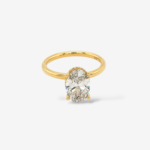 Anillo (1.93 Ct) Compromiso Diamante Labgrown Certificado Oval c/ Cesta de Diamantes Pave  - Oro Amarillo 18Kts