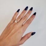Anillo Compromiso Zircon Corazon (11 x 11 mm) c/ Halo & Aro de Zircones Pave - Oro Amarillo 14Kts - Image 3