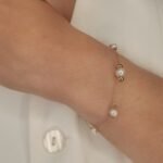 Brazalete (19 cm) c/ Esferas (2.5 mm) & Perlas (5 mm) Cadena Fina & Cierre Spring - Oro Amarillo 14Kts - Image 2