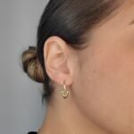 Huggies (8 x 14 mm) c/ Corazon (10 x 9 mm) Puff Pasante - Oro Amarillo 14Kts - Image 2