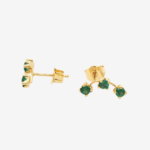 Zarcillos (11 x 4 mm) Post 3 Esmeraldas (0.60 Ct) 4 Prongs en Linea - Oro Amarillo 18Kts
