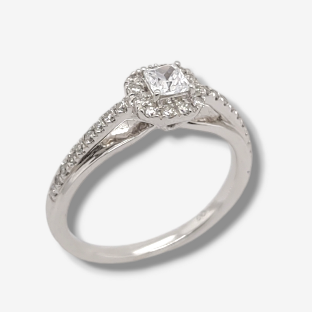 Copia-de-FOTOS-WEB-94.png Anillo de Compromiso c/ Halo & Aro Diamantes & Zircon Central - Oro Blanco 14Kts - Image 1