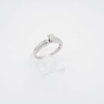 Anillo Compromiso c/ Diamante 0.25Ct - Oro Blanco 18Kts