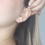 Huggies (12 mm) c/ Diamantes Pave - Oro Amarillo 18Kts - Image 2