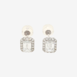Zarcillos (1.50 Ct) Post Studs Diamantes Labgrown Corte Esmeralda c/ Halo Diamantes Pave - Oro Blanco 14Kts