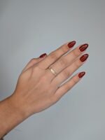 Anillo (3.30 mm) Aro Plano c/ 2 Lineas Zircones Pave & 3 Cintillos c/ Ranura Central - Oro Amarillo 18Kts - Image 2
