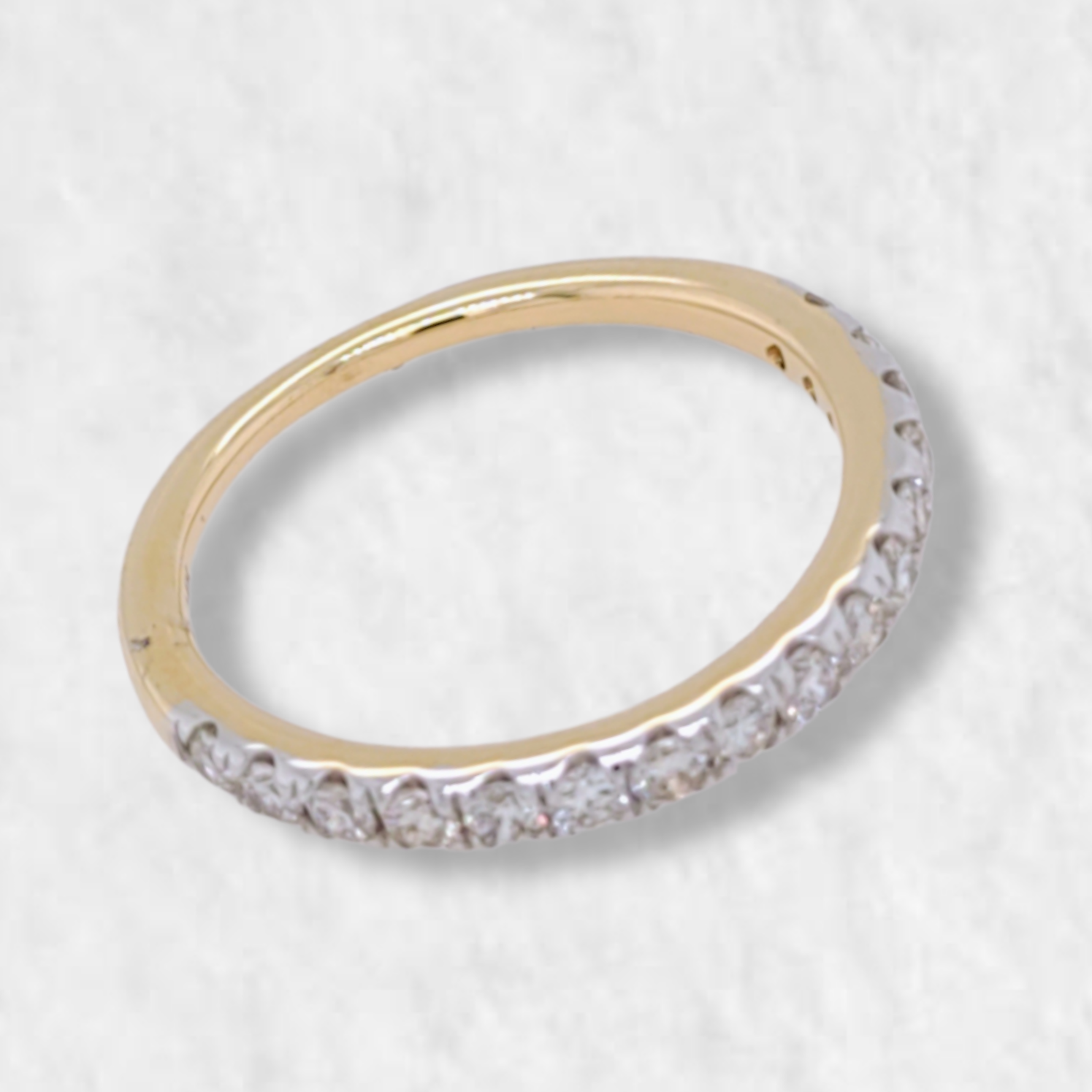 PhotoRoom-20220928_191504-e1664408200298.png Anillo Cintillo c/ Diamantes Pave - Oro Amarillo 14Kts - Image 1