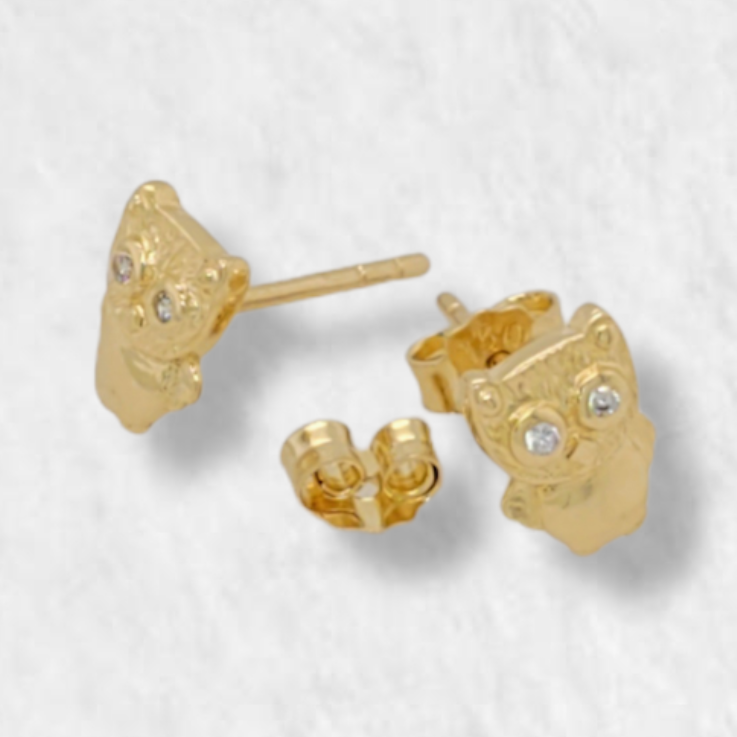 PhotoRoom-20221014_175005-e1666028678288.png Zarcillos (5 x 6 mm) Buho c/ Zircones (Screwback/Abridores) - Oro Amarillo 18Kts - Image 1