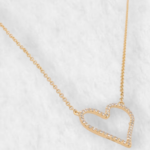 Cadena (45 cm) c/ Corazon Silueta & Diamantes Pave - Oro Amarillo 18Kts