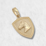 Dije (16 x 19 mm) Escudo c/ Caballo - Oro Amarillo 14Kts