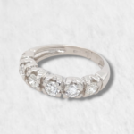 Anillo Cintillo c/ 6 Diamantes - Oro Blanco 18Kts