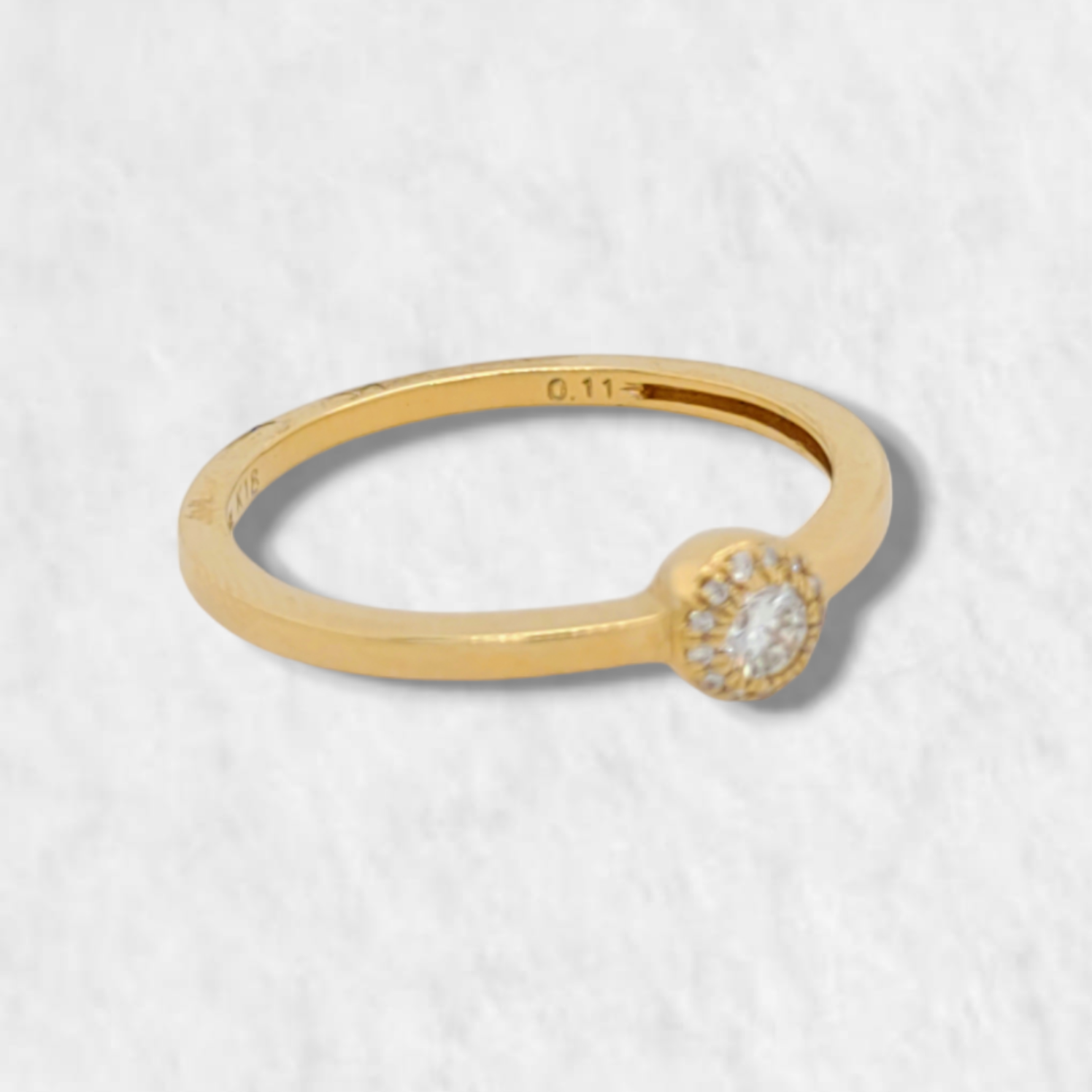 PhotoRoom-20231002_145357-e1696274780786.png Anillo Compromiso Diamante c/ Halo Mini - Oro Amarillo 18Kts - Image 1
