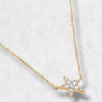 Cadena (46 cm) Ajustable c/ Estrella Diamantes Pave - Oro Amarillo 18Kts