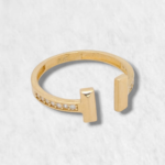 Anillo Aro c/ Zircones Pave & Terminales Barra - Oro Amarillo 14Kts