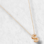 Cadena (45 cm) con Inicial (5 x 7 mm) Diamantes Pavé - Oro 14Kts