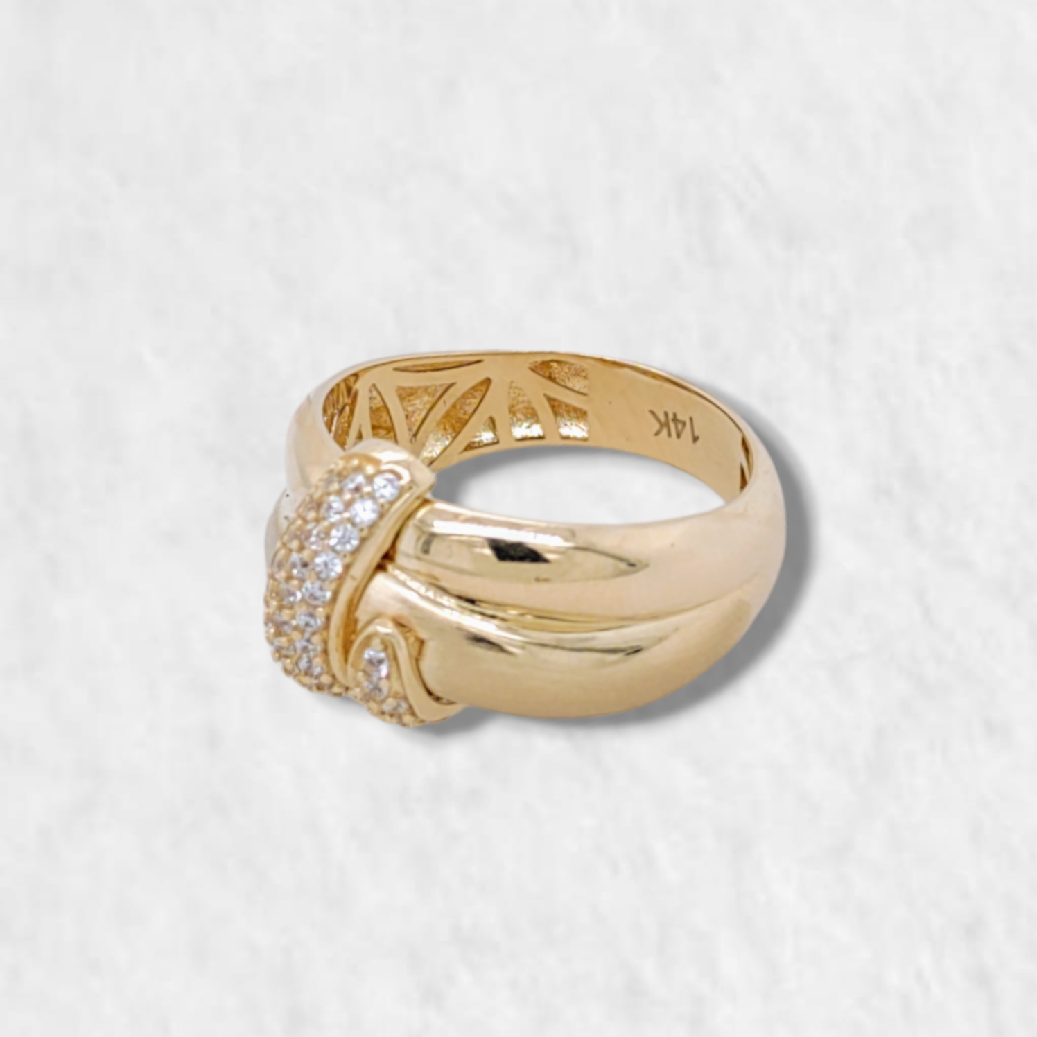 PhotoRoom-20240113_151852-e1705178037969.png Anillo Liso & Satinado c/ Nudo Zircones Pave - Oro Amarillo 14Kts - Image 1