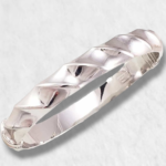 Pulsera Ovalada Entorchada con Rombos - Oro Blanco 18 Kts