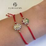 Brazalete (9 x 11 mm) Hilo Chino Rojo c/ Medalla Guadalupe & Zircones - Oro Amarillo 14Kts